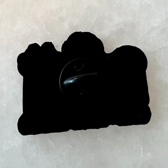 🧷🐈‍⬛CAT PAWS -  ROCK PAPER SCISSORS - Enamel Pin/Brooch - Black Backing - Picture 4 of 4